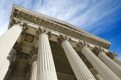 palais de justice banque de France tribunal surendettement jugement impayés dettes